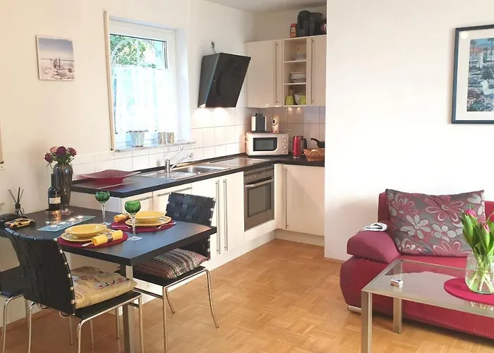 Ferienwohnung am Yachtclub Musikerviertel 200 m zum Bodensee