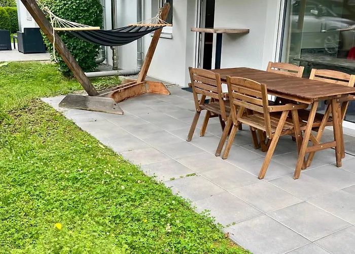 Zentrales Apartment In Friedrichshafen Mit Terrasse Fuer Bis Zu 5 Personen
