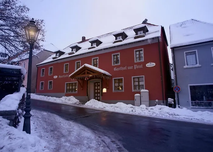 Zur Post Wellness Und Sporthotel