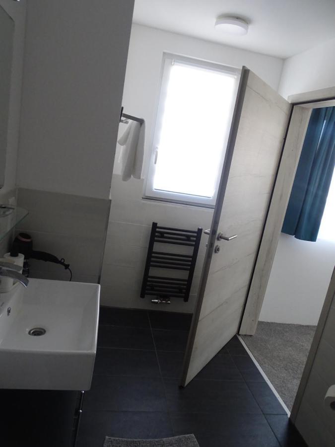 Gaestehaus Uezel Friedrichshafen