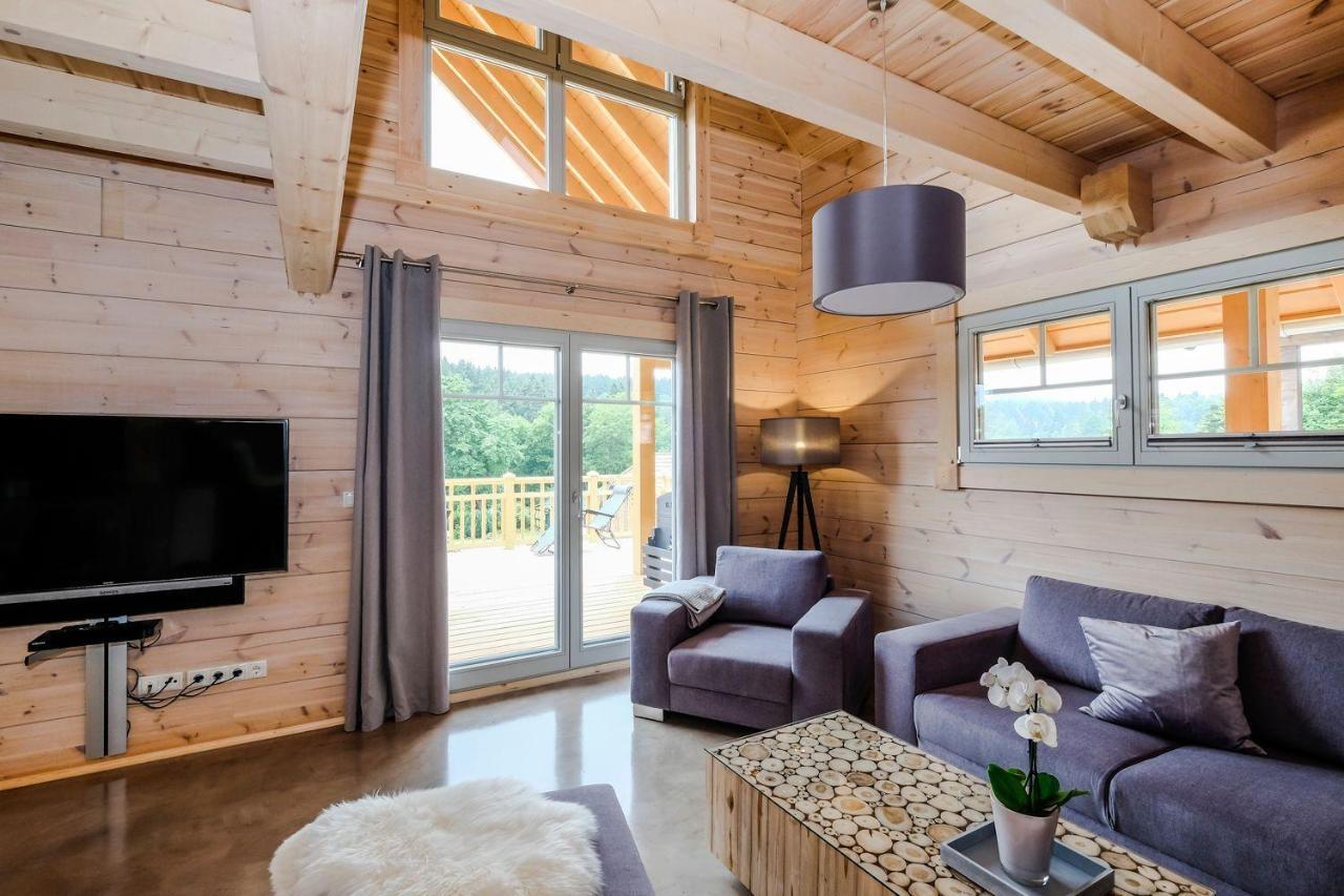 Bergwaldlodge-einklang