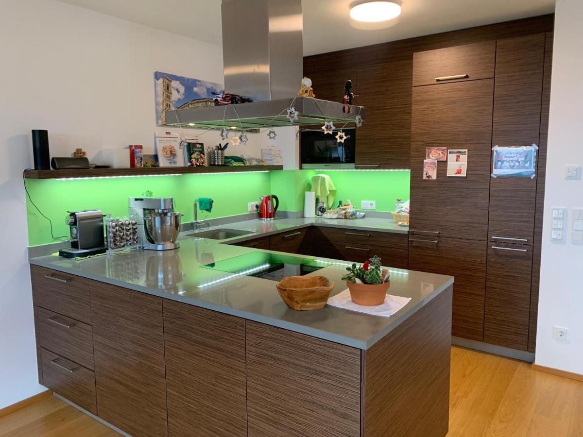 Luxus Penthouse Feldmoos Mit Whirlpool & Riesen Terrasse, Nahe Festspiele Apartment Bregenz