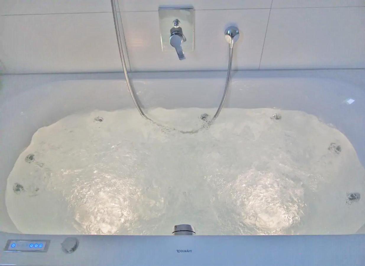 Luxus Penthouse Feldmoos Mit Whirlpool & Riesen Terrasse, Nahe Festspiele *