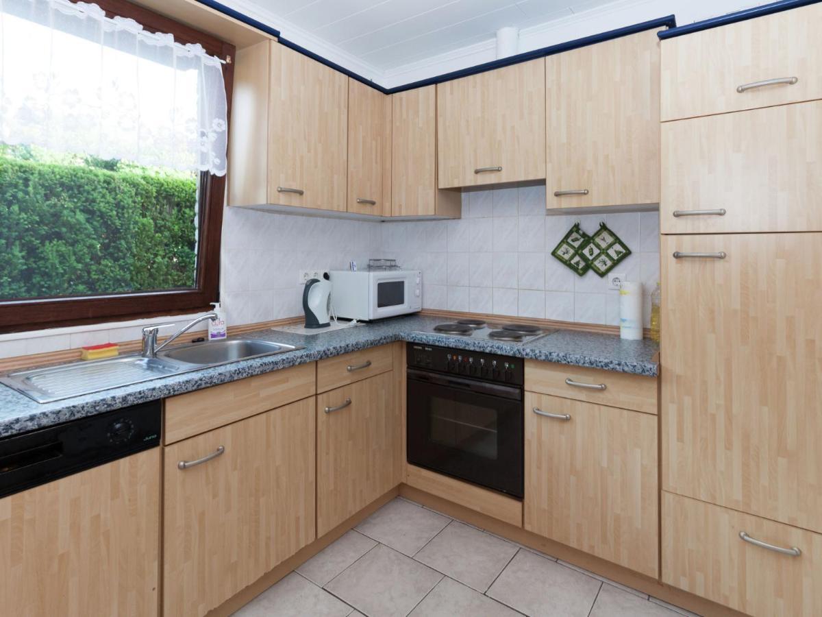 Holiday home In Mielinghausen With Garden Terrace Reiste