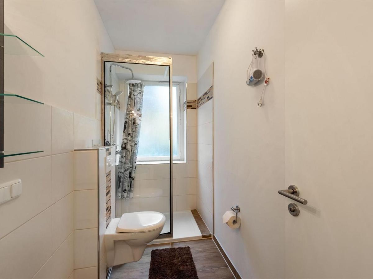Cheerful And Bright With Fireplace And Garden * Naumburg (Saale)