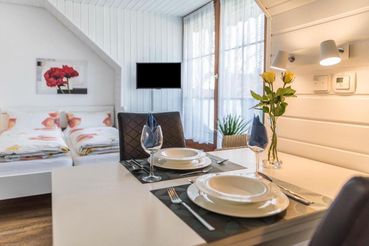 1 Baur Nr 2 Apartment