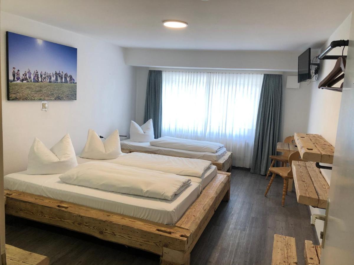 Landgasthof Kreuz Inn 2*