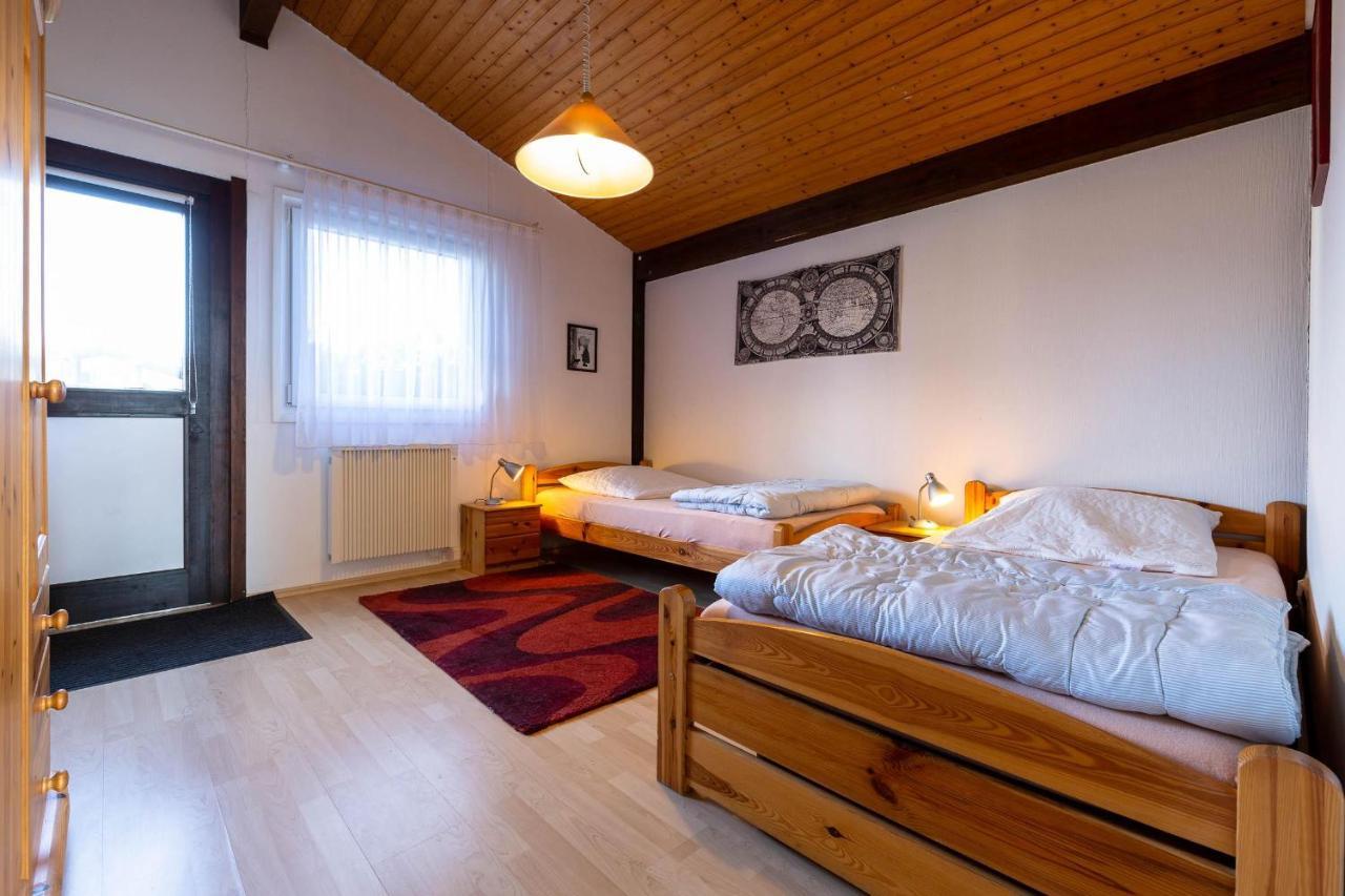 Ferienwohnpark Satteldachhaus Typ 9 Sd 11 Holiday home Immenstaad am Bodensee