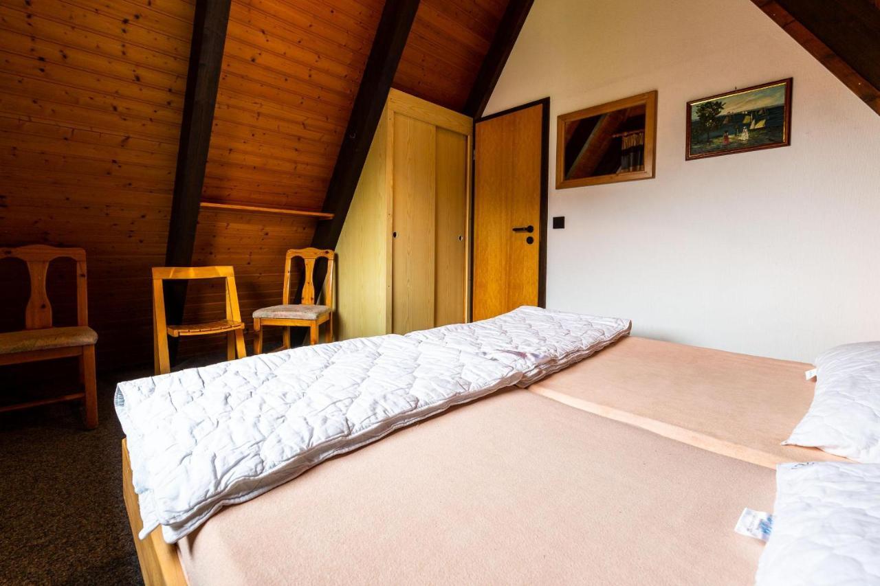 Ferienwohnpark Nurdachhaus Typ 8 Ndt 099 Immenstaad am Bodensee