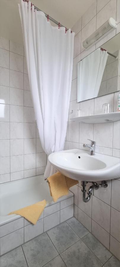 Guest house Seehalde 2*