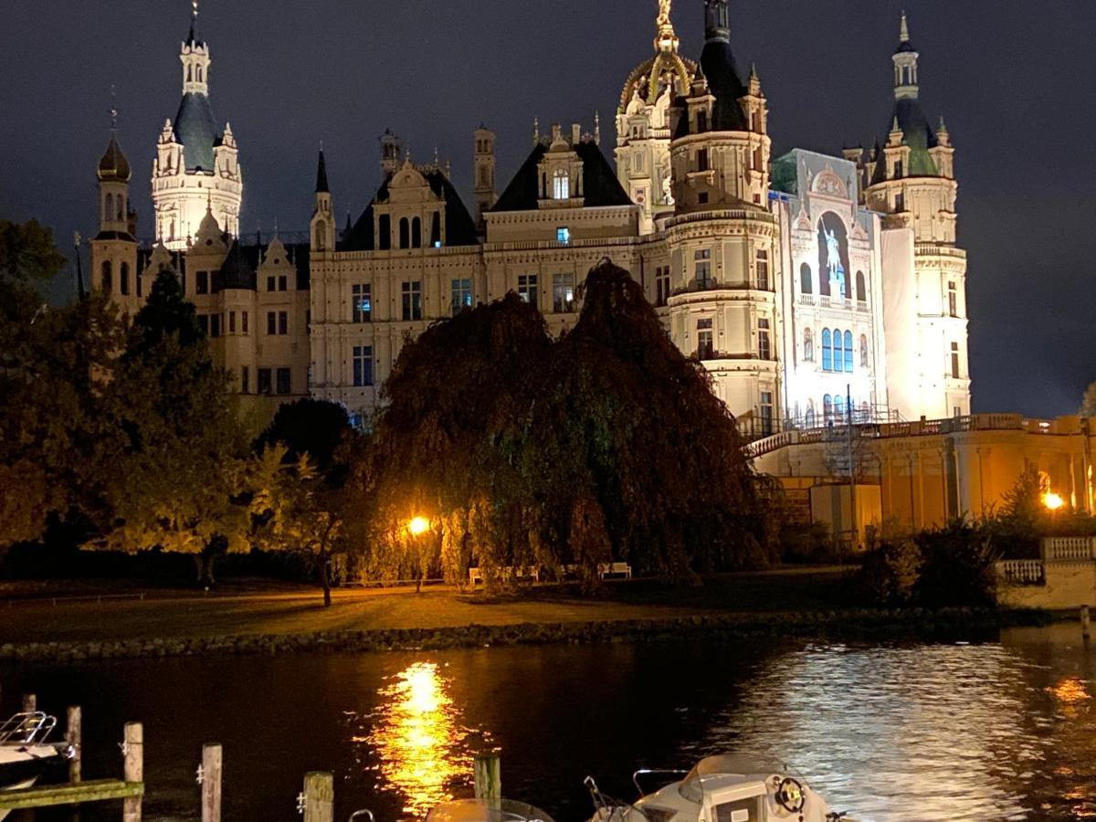 Apartment Friedrich Am Schweriner
