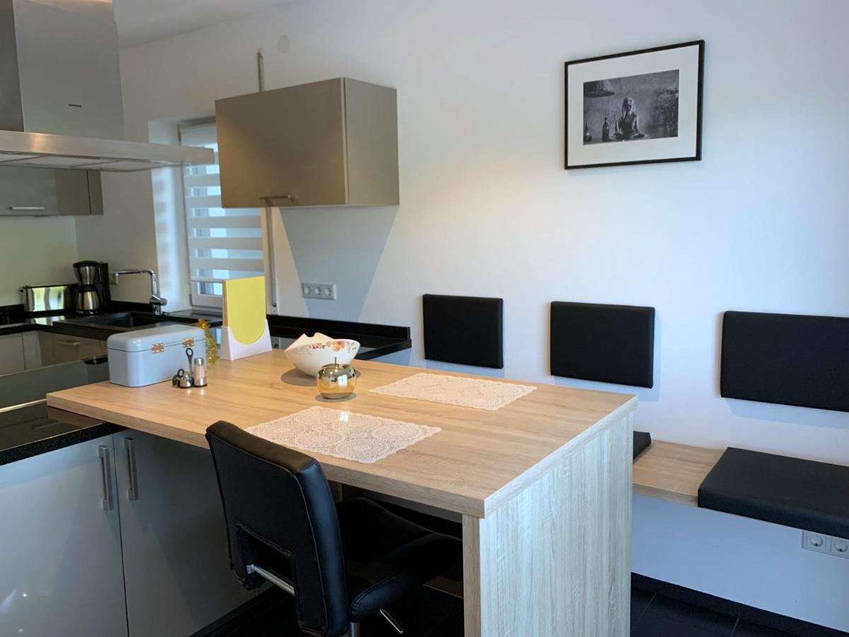 Apartment Ferienwohnung Lauterachtal Fruhere Grundschule *