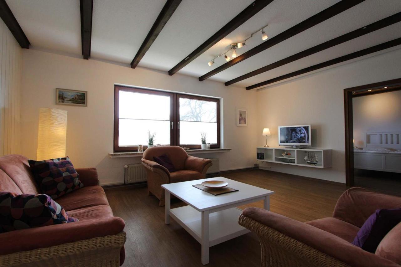 Haus Steen Achtern Diek Holiday home
