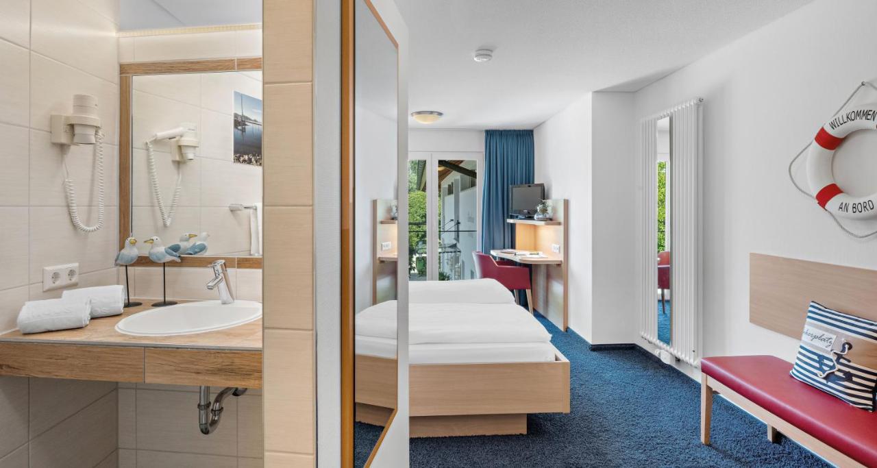 Schiff 3* Moos (Baden-Wurttemberg)