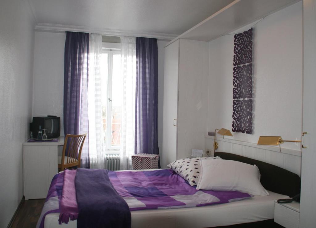 Restaurant Karr Hotel 3*
