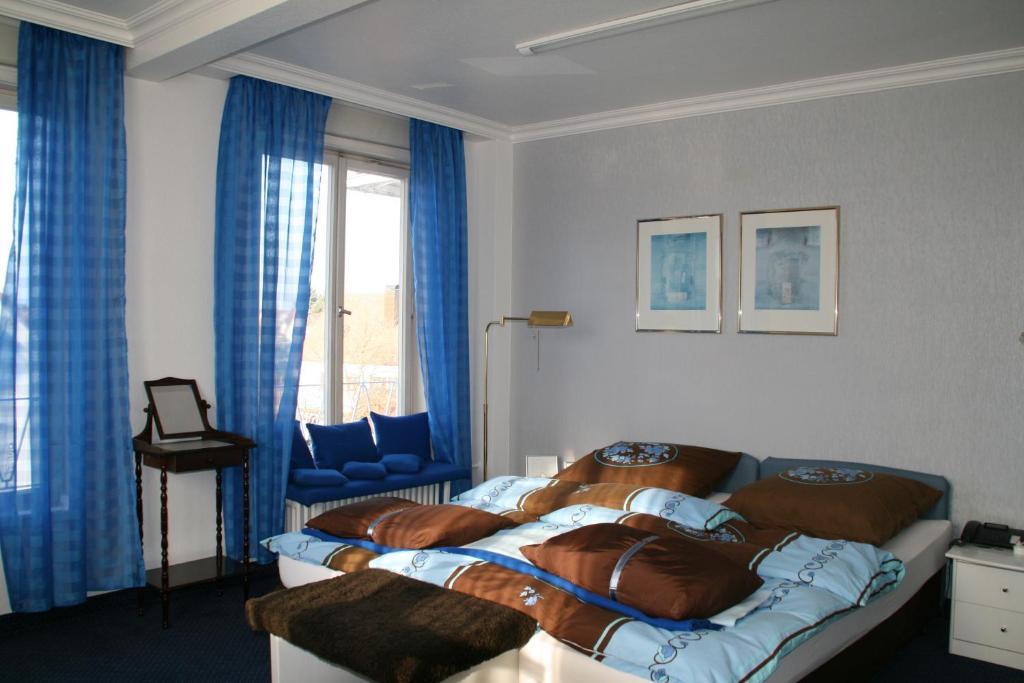 Restaurant Karr Hotel 3*