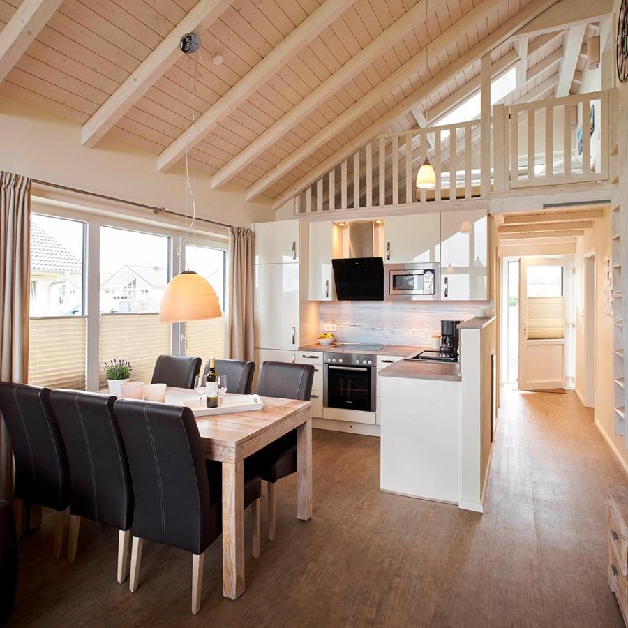 Holiday home Luxuswellnesshaus Lotsenhus Bliesdorf