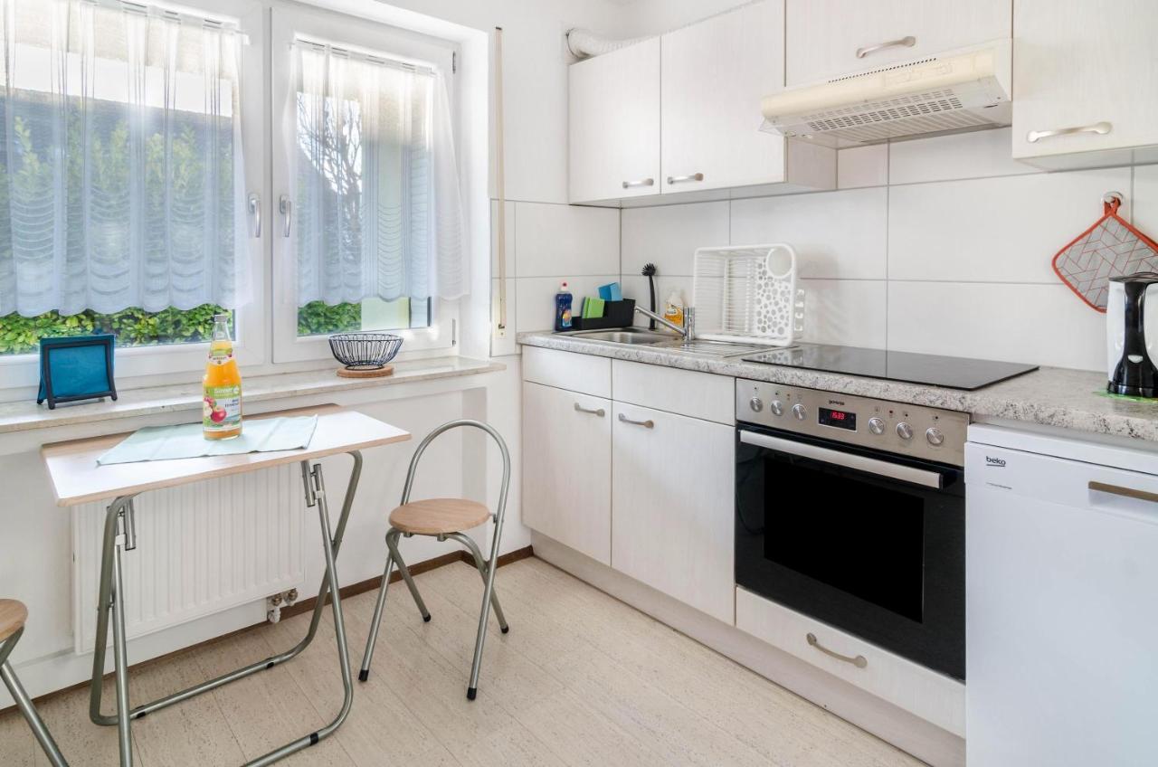 Neunzehn Apartment *