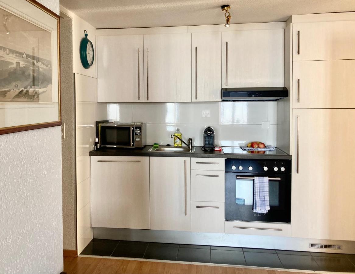 Lakeside - Easy Self Check-in Apartment