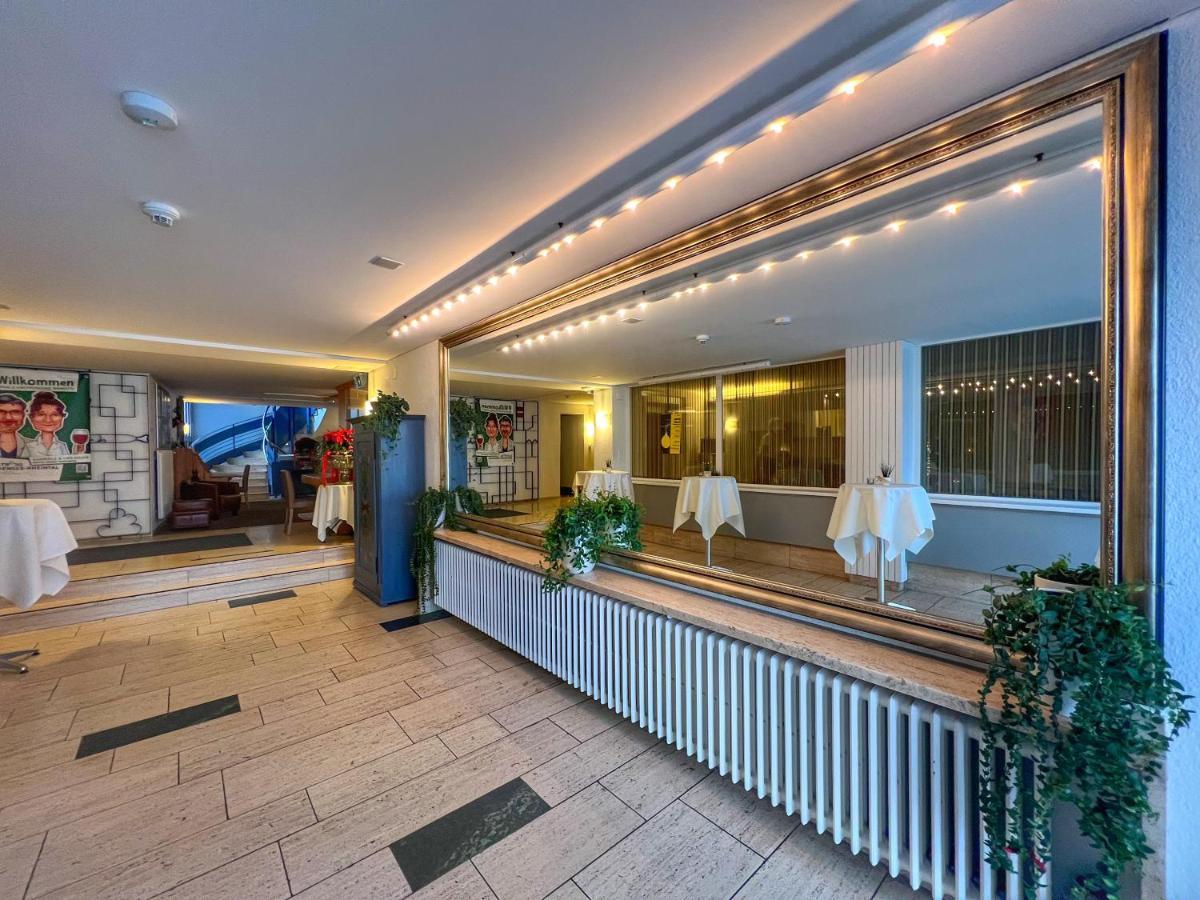Hecht Hotel