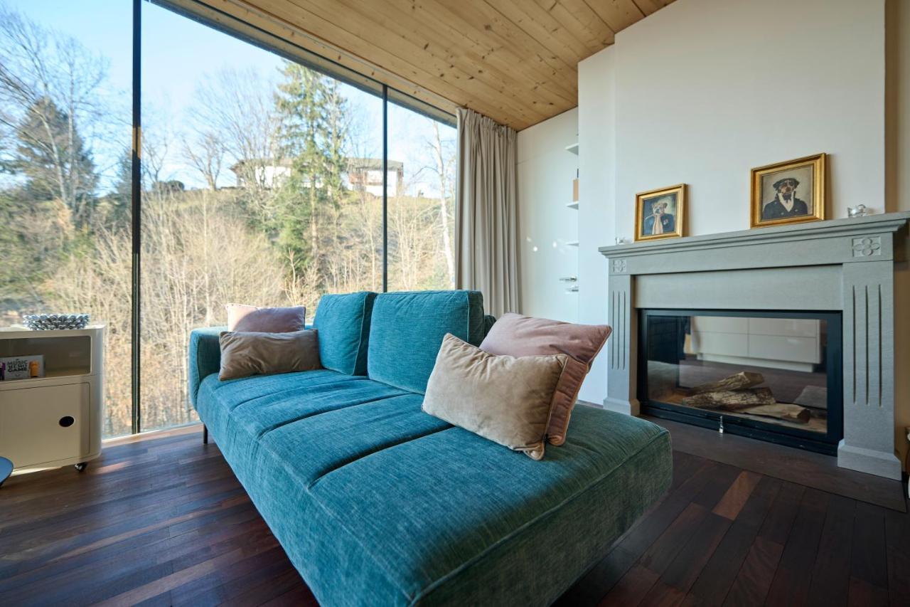 Design-apartment Im Architekten-haus Aus Holz