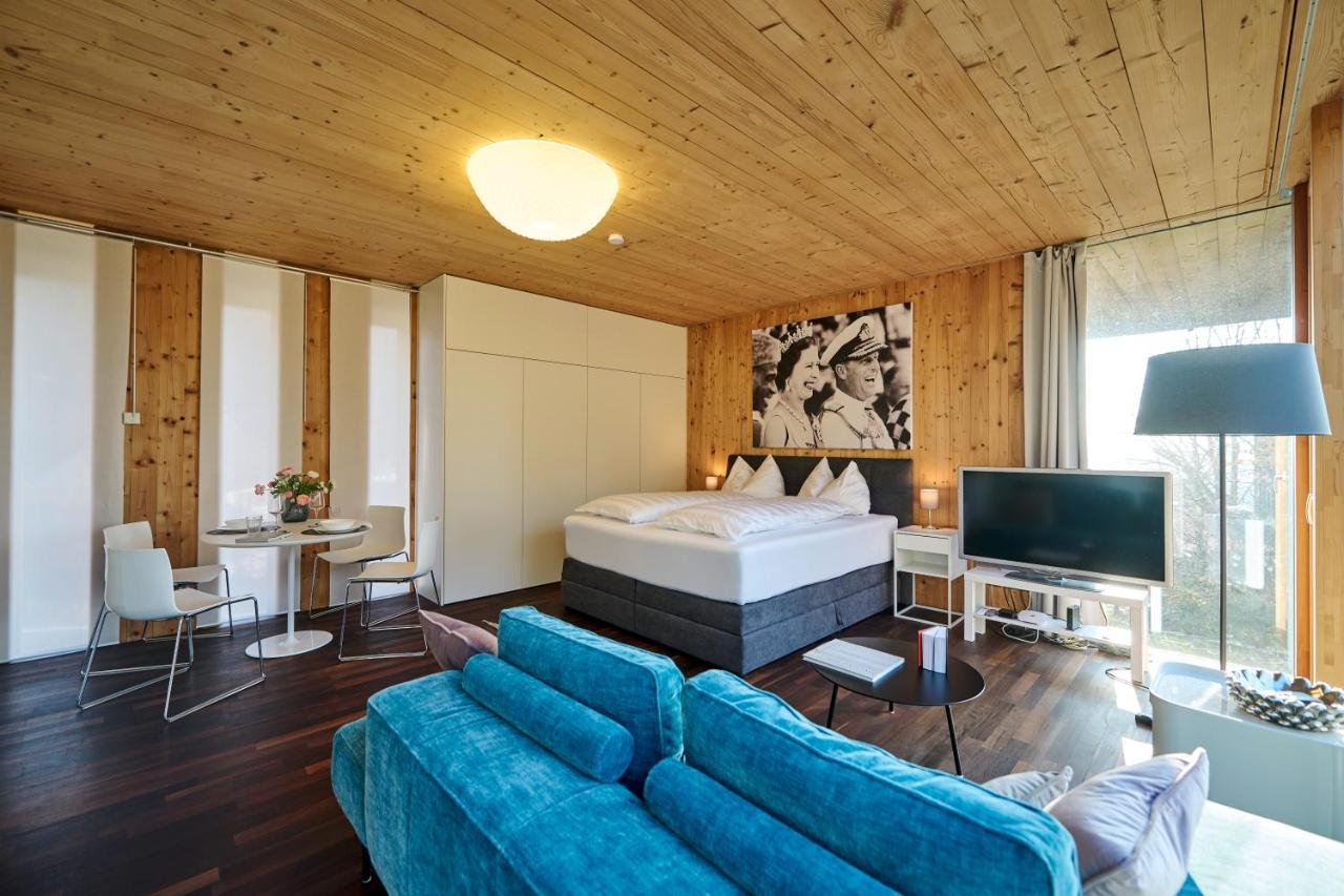Design-apartment Im Architekten-haus Aus Holz Apartment Bregenz