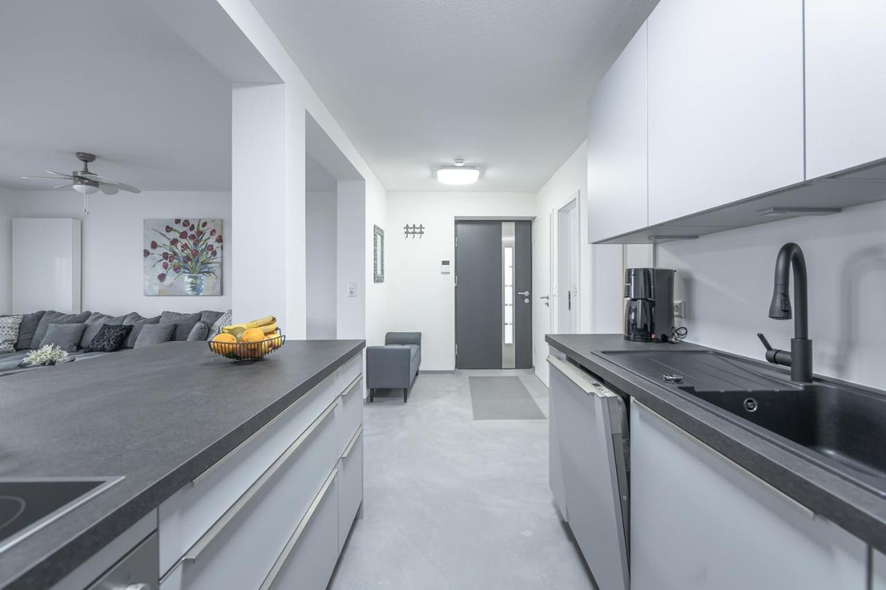 Exklusive Neubau-ferienwohnung Mit Fernsicht Apartment