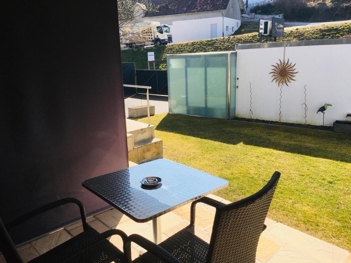 Guest house Gaestehaus Sommertal, Eigener Parkplatz, 800m Zum Bodensee, 300m Zur Altstadt *