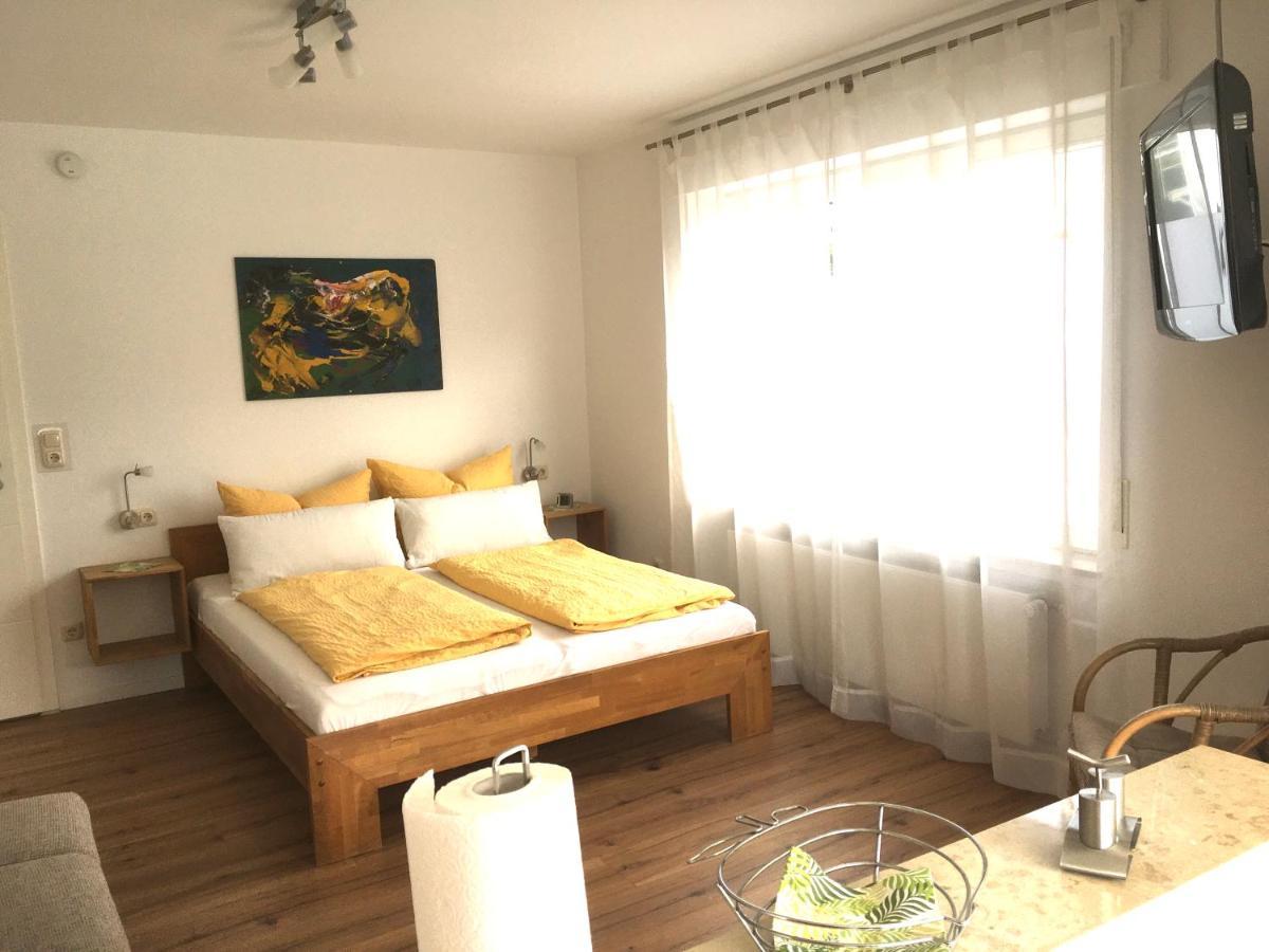 Guest house Gaestehaus Sommertal, Eigener Parkplatz, 800m Zum Bodensee, 300m Zur Altstadt *