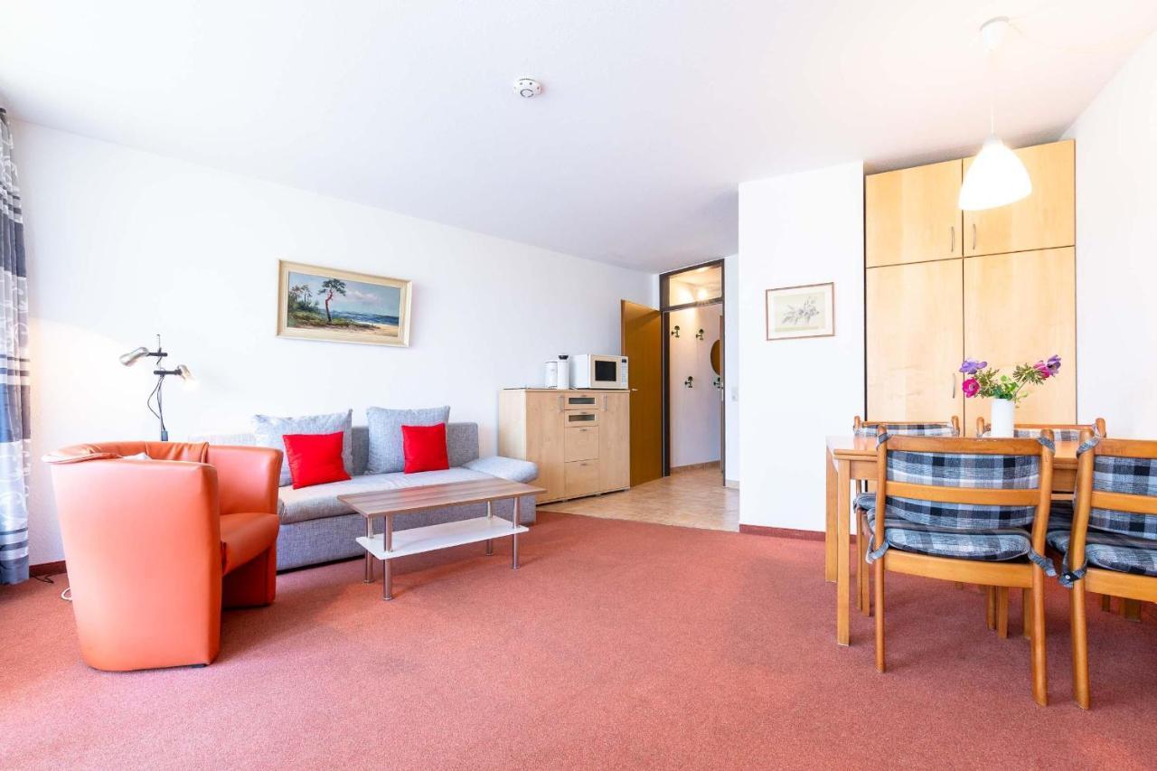 Ferienwohnpark Ein-zimmer-apartment 51 10 Apartment Immenstaad am Bodensee