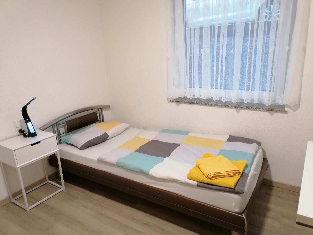 3.apartment Apartment *