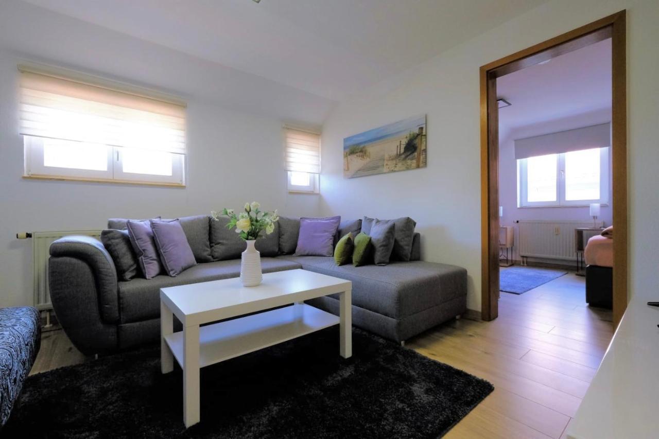 Apartment Lila