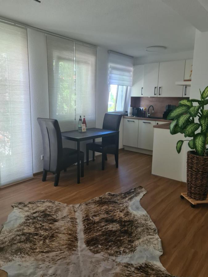 Nah Am Apartment *