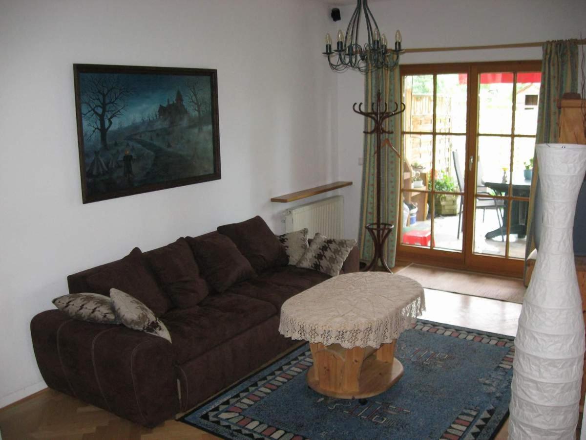 Haus Renia Apartment *