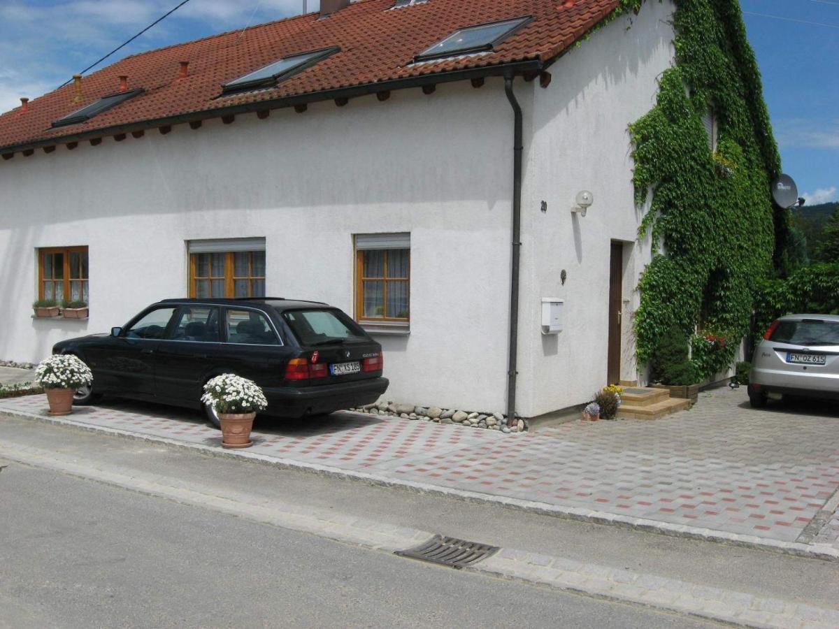 Apartment Haus Renia *