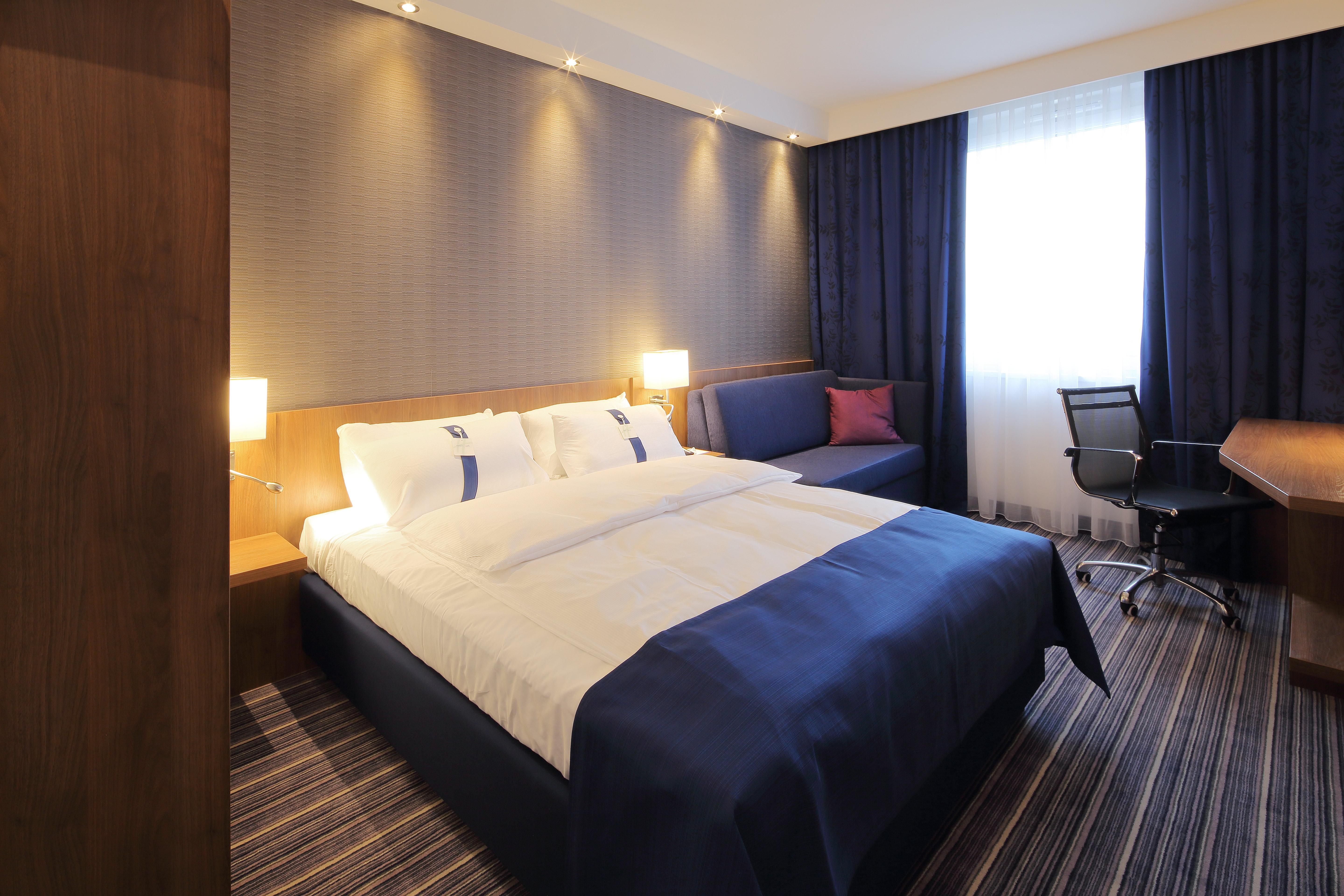 Express Friedrichshafen, An Ihg 3*