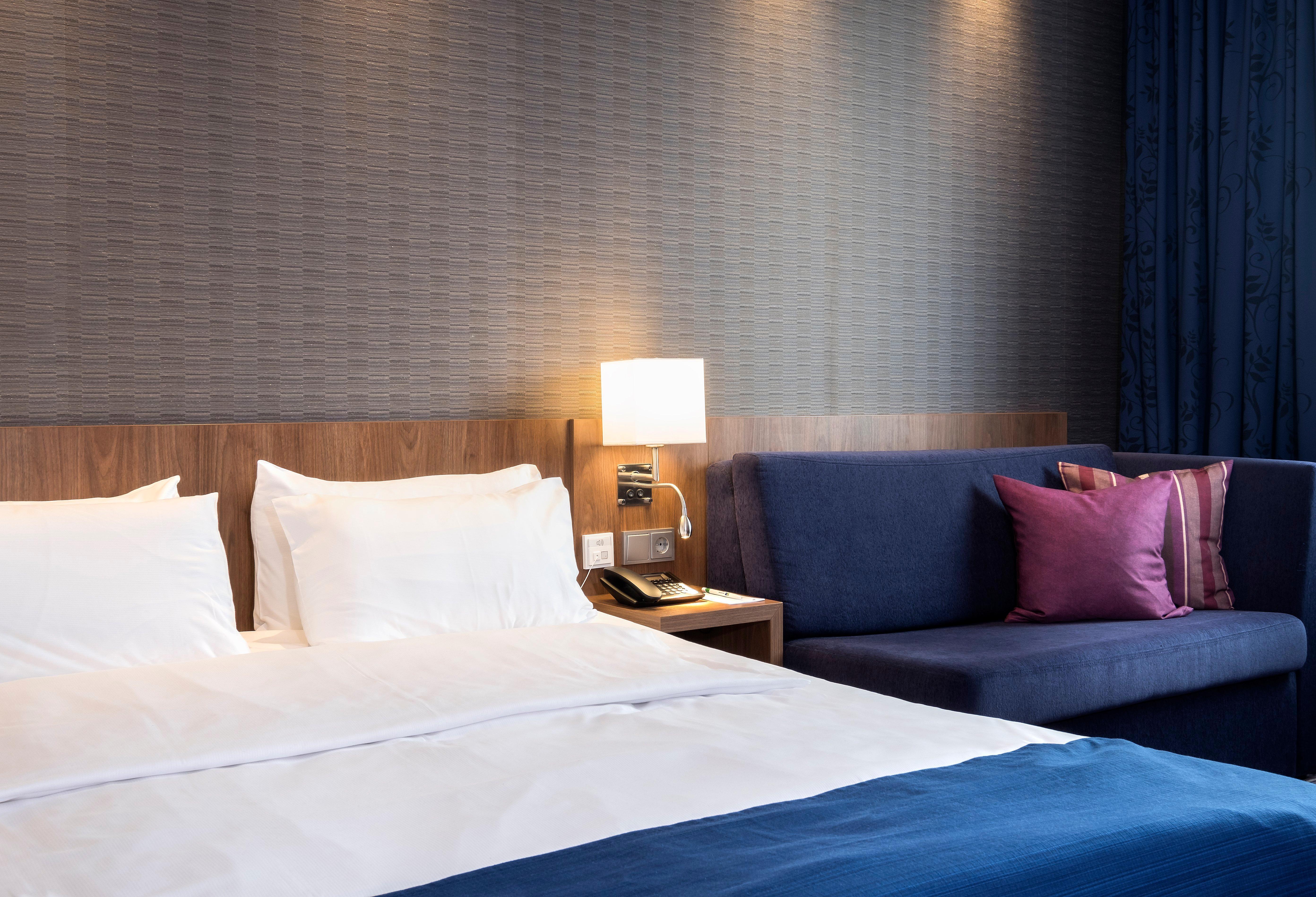 Hotel Express Friedrichshafen, An Ihg Friedrichshafen