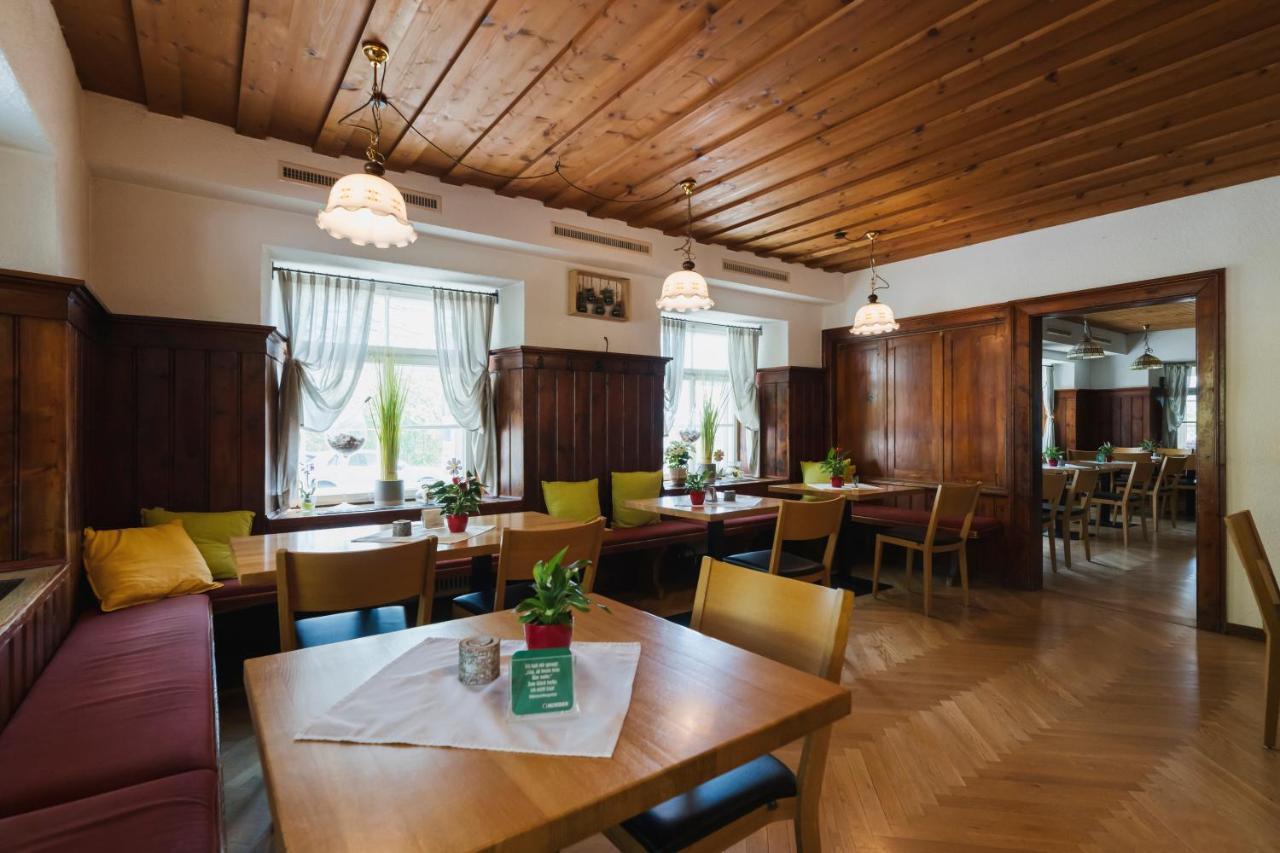 Guest house Adler Fluh