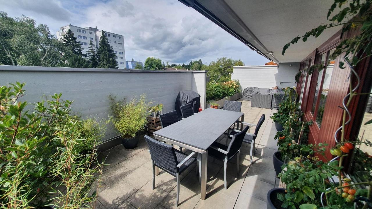 Cosi - Komfortables Privatzimmer Mit Grosser Terrasse Und Parkplatz Homestay Kreuzlingen