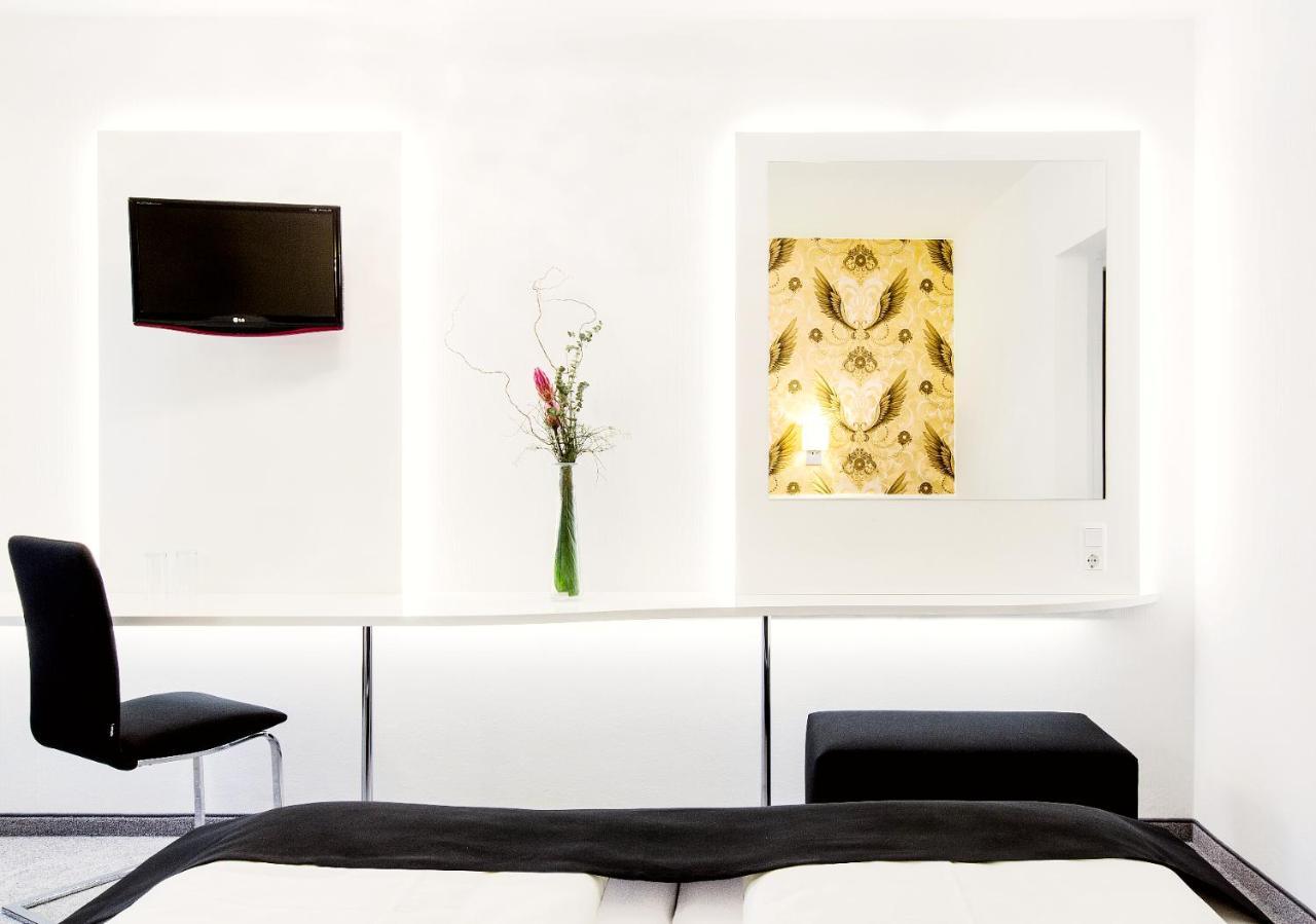 Hellers Twenty Four Ii -24h-check-in- 3* Friedrichshafen