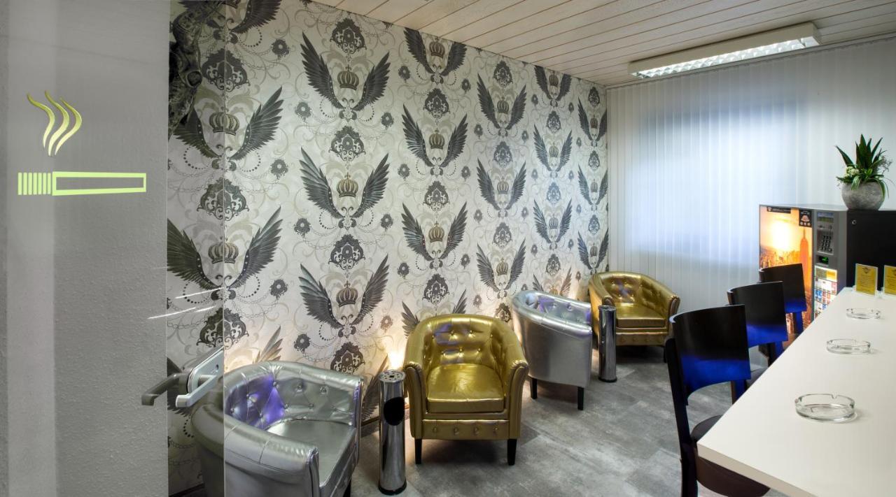 Hellers Twenty Four Ii -24h-check-in- Hotel 3*