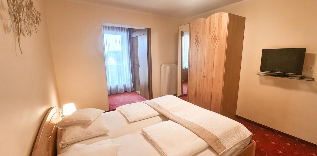 Pension Seeblick 3*