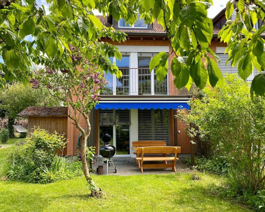 Apartment Bmb Mit Blick Auf Den Bodensee Und Konstanz Bottighofen