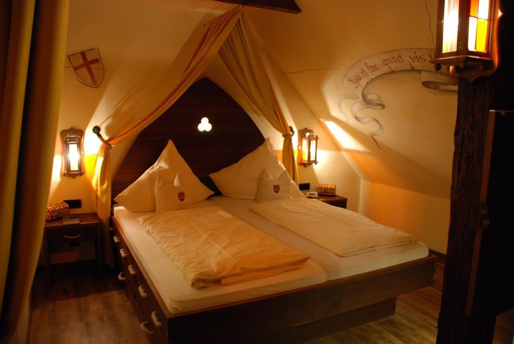 Mittelalterhotel-gaestehaus Rauchfang 3*