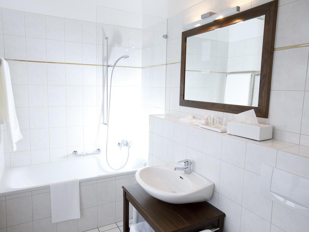 Ermatingerhof Guest house