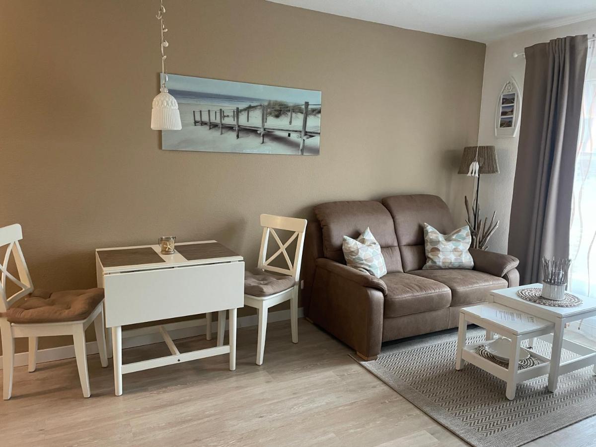 Apartment Vor Der Haustur