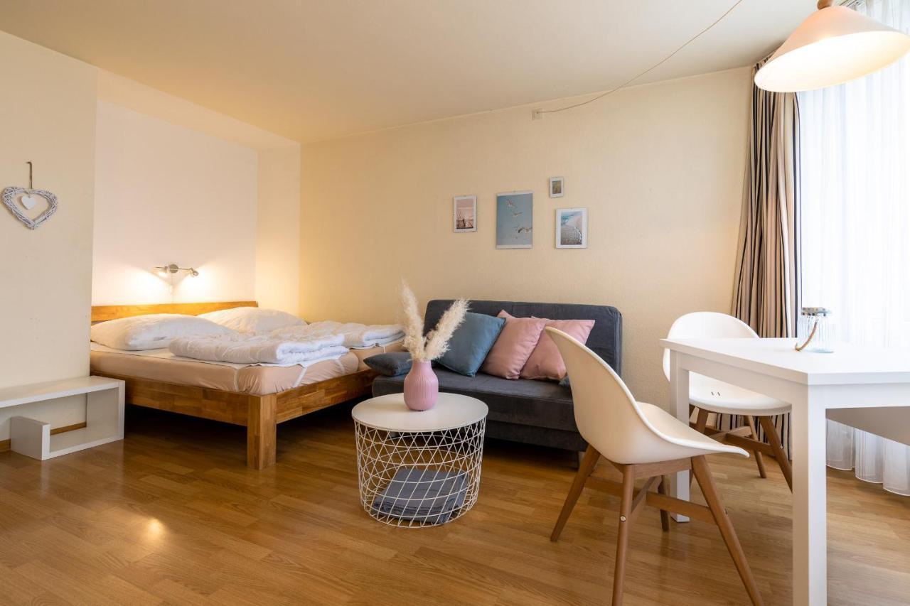 Ferienwohnpark Ein-zimmer-apartment 49 27 Apartment Immenstaad am Bodensee