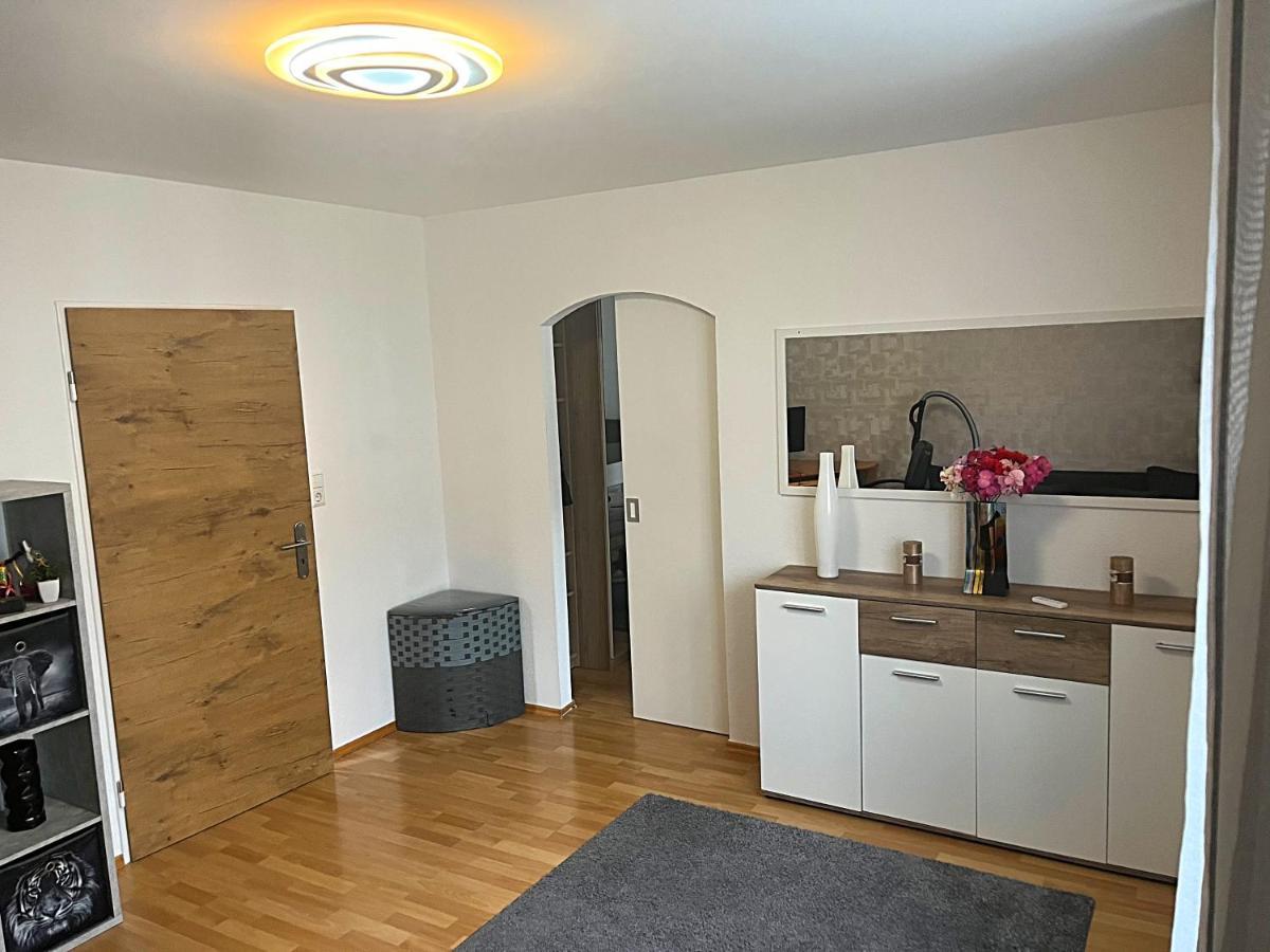 Home Apartment Apartment *