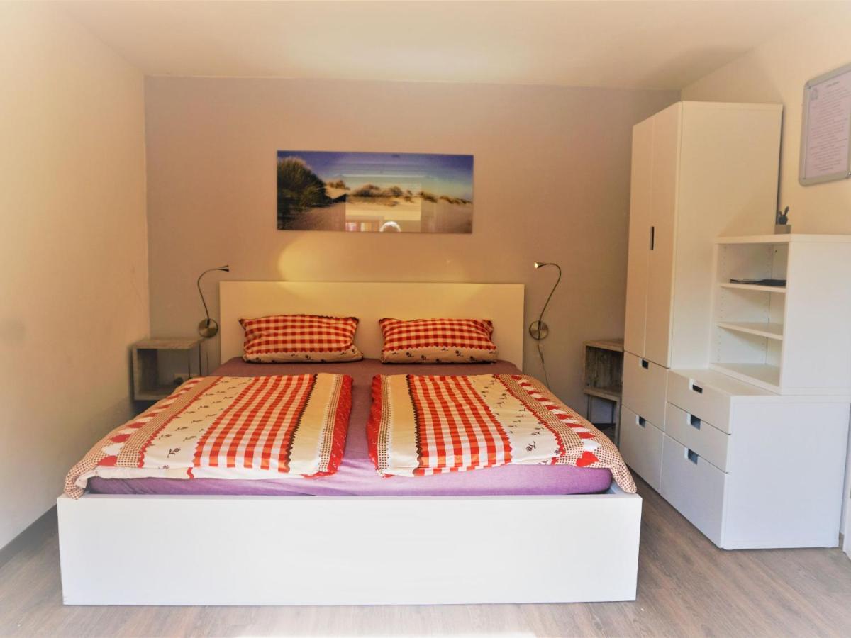 Pension Ins Fischernetz - Hanser *