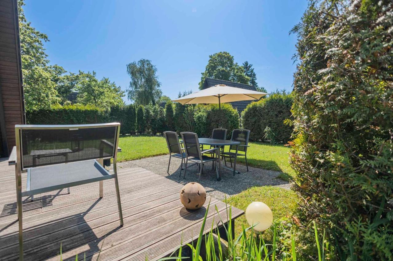 Ferienwohnpark Nurdachhaus Typ 7 Nd 66 Holiday home Immenstaad am Bodensee
